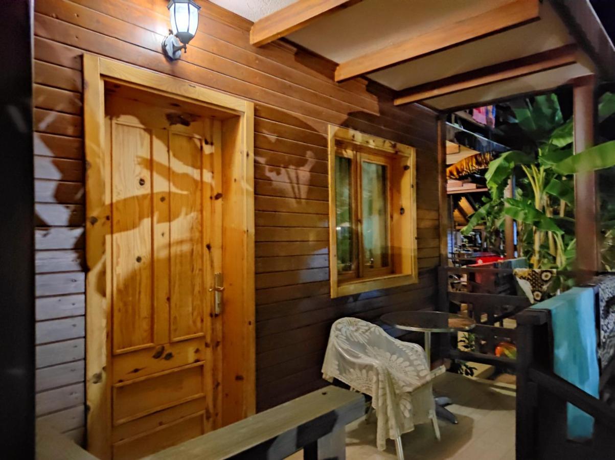 Guesthouse Vila Druri Dhërmi Buitenkant foto