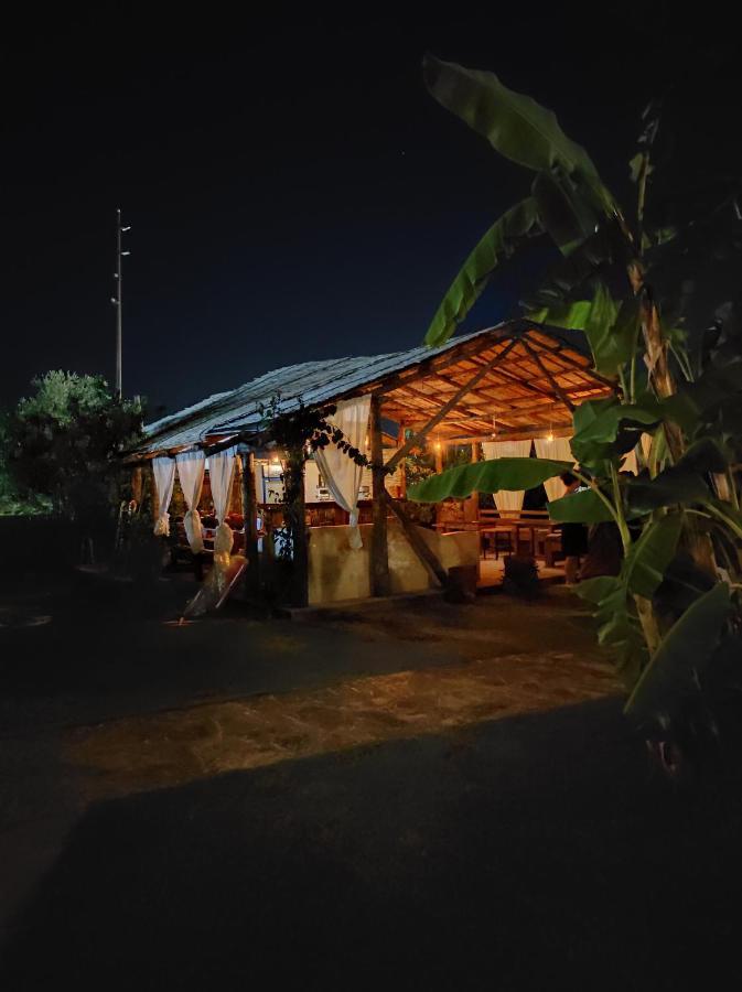 Guesthouse Vila Druri Dhërmi Buitenkant foto